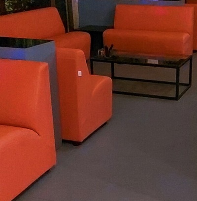 poltroncine night club