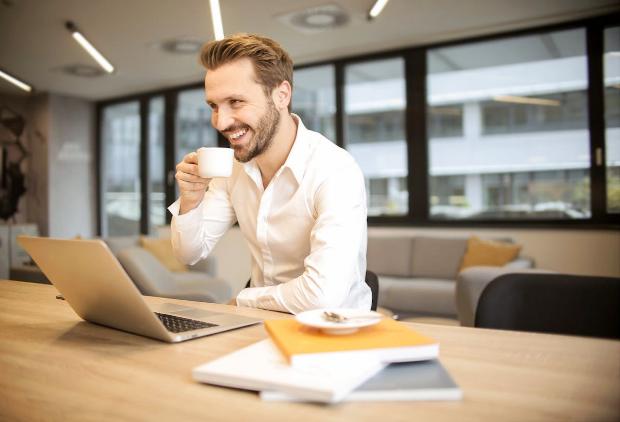 cercasi rivenditori su roma per divani e poltrone